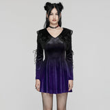 Süßes herzförmiges Gothic-Kleid